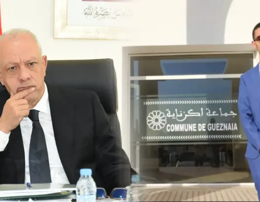 والي طنجة يوقف أشغال تجزئة رئيس جماعة اگزناية