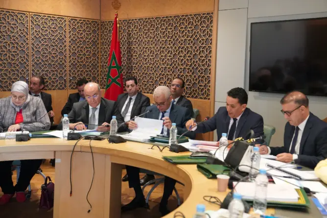 بعد تأخر دام 4 سنوات .. لجنة برلمانية تعتمد بالإجماع مشروع قانون هيئة الصيادلة