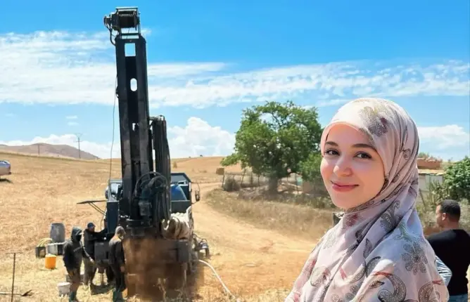 إشادة واسعة بمؤثرة بعد “إنقاذ” قرية من العطش نواحي الخميسات