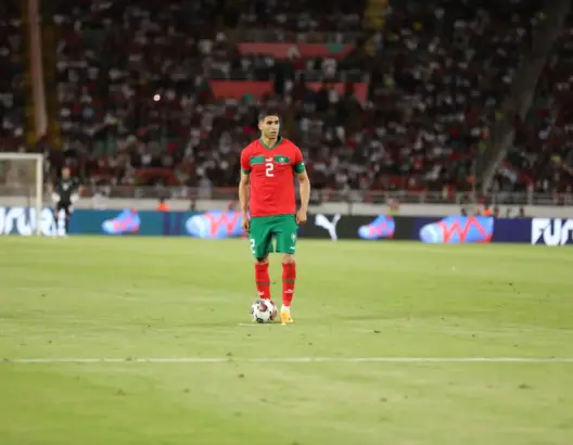 ما حقيقة السماح لحكيمي بخوض مباراة “السوبر الفرنسي” أثناء معسكر المنتخب؟