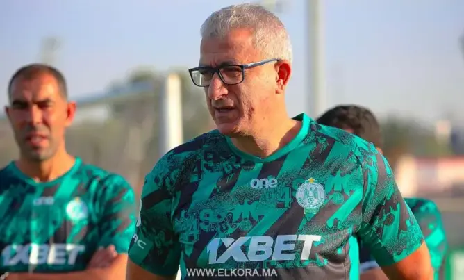 284 مليونا تنهي ارتباط الرجاء بالكبير وطاقمه.. وأبوشروان مدرب مؤقت