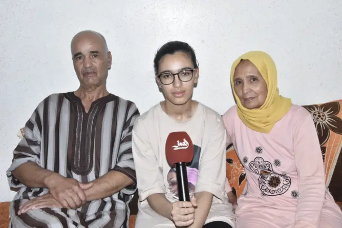 صاحبة أعلى معدل بجهة فاس مكناس غير راضية وتطالب بإعادة تصحيح الفلسفة (فيديو)