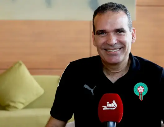 بعد اكتساح زامبيا.. الدكيك يؤكد جاهزية “أسود القاعة” لمواجهة ليبيا وعينه على اللقب الإفريقي