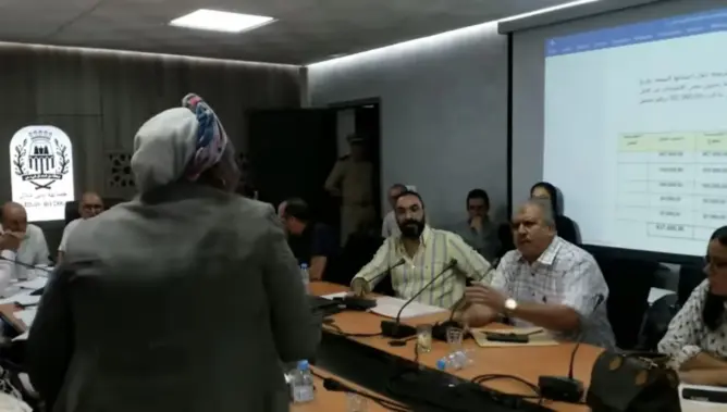 تبادل اتهامات في دورة جماعة بني ملال.. ومستشارة حركية تقحم اسم الملك