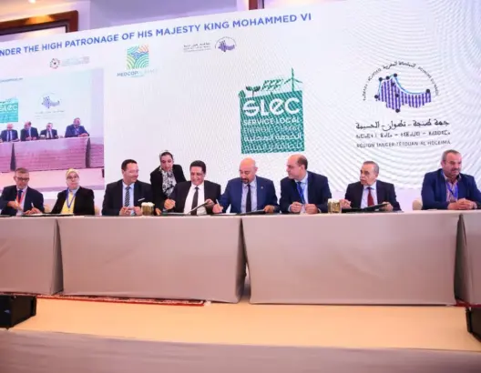 مؤتمر المناخ المتوسطي بطنجة يوصي بتسريع الانتقال الطاقي ودعم الاقتصاد الأزرق (صور)