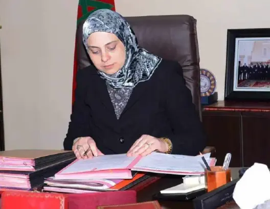 الملك يعزي أسرة بنخلدون: الفقيدة كانت كفاءة علمية وسياسية تحب الخير والعمل الصالح