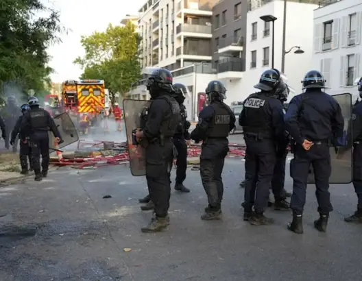 الأمم المتحدة تدعو فرنسا لمعالجة العنصرية في صفوف قوات الأمن