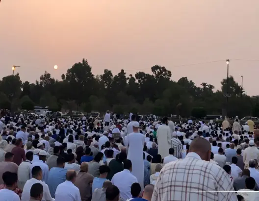 مئات المصلين بمراكش يؤدون صلاة العيد