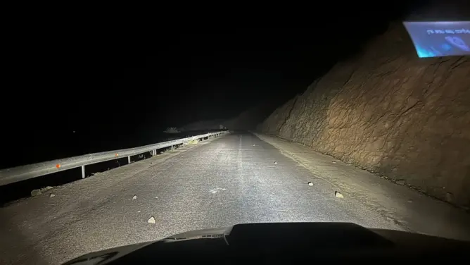 رشق ثلاثة سيارات خفيفة يورط شخصين بزاكورة