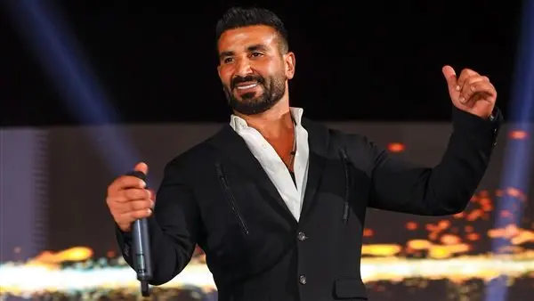 اتهم بـ”التعالي على الجمهور والإساءة للتونسيات”.. أحمد سعد يشعل أزمة في تونس