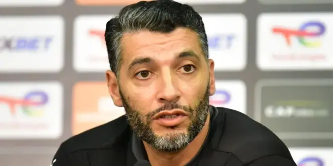 تعيين المغربي عصام الشرعي مدربا مساعدا في رينجرز الإسكتلندي