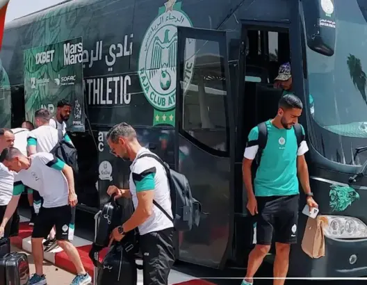بعثة الرجاء تحط الرحال في قطر إستعدادا لخوض منافسات كأس العرب
