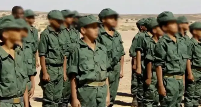 استنكار حقوقي للتجنيد الممنهج للأطفال في مخيمات تندوف بالجزائر