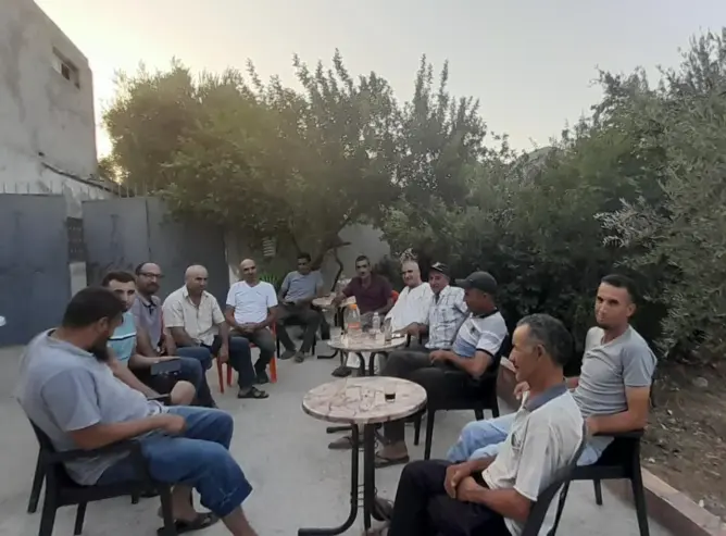 دوار بتاونات ينتفض ضد “إقصائه” من ترميم الطرقات