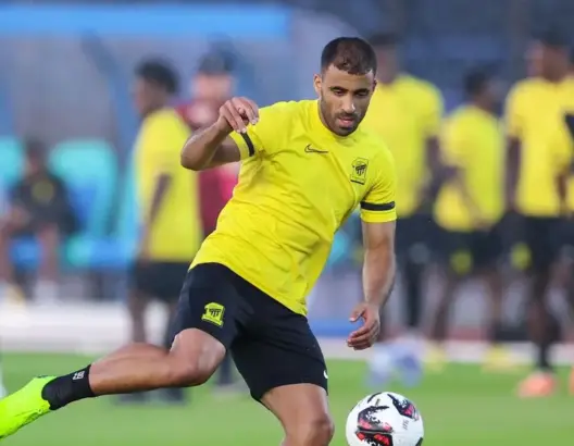 بعد ارتباطه بالانتقال للرجاء.. الاتحاد السعودي يحسم مصير حمد الله