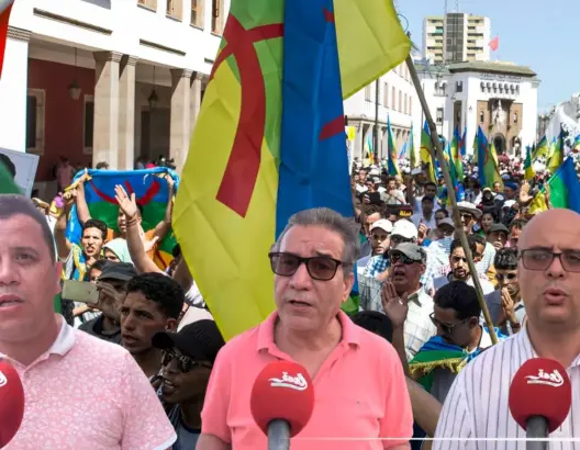 نشطاء أمازيغ يعلقون على تحديد 14 يناير يوما لرأس السنة الأمازيغية وعطلة مدفوعة الأجر
