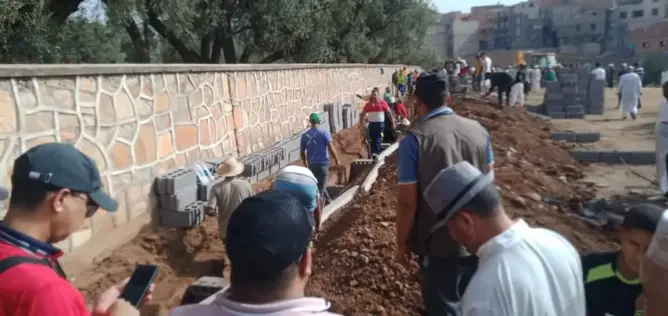 أودت بحياة 24 شخصا.. مدينة دمنات تستعد لتوديع شهداء “طريق الموت” (صور)