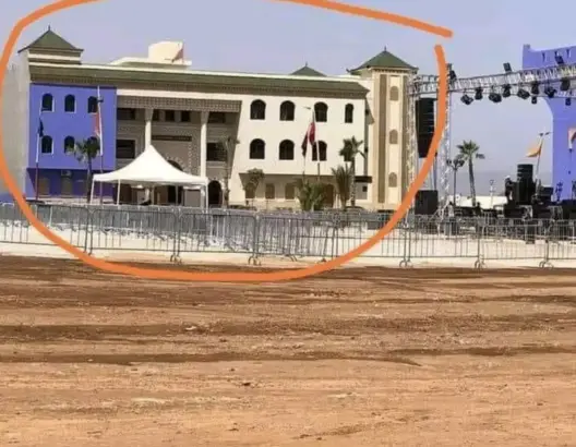 استنكر عدد من النشطاء ببركان، خلال اليومين الماضيين، إقدام سلطات بركان على صباغة جزء من مؤسسة دينية