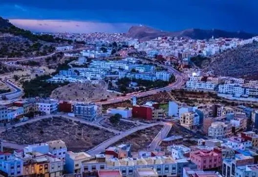 هيئات تقترح عرضا جامعيا جديدا لتحريك عجلة التنمية بالحسيمة