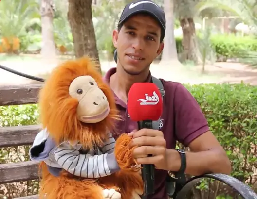 من مرض "المس" إلى الإبداع.. شاب بمراكش يحول معاناته إلى مصدر رزق عبر "التكلم من بطنه"
