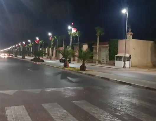 حملات تحرير الملك العمومي بالعيون تستثني أكشاك حراسة منزل ولد الرشيد