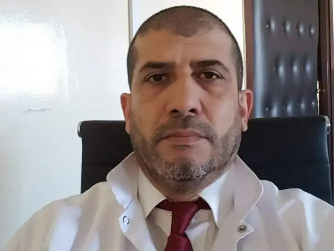 احتجز بمطار في تركيا.. العدل والإحسان تطالب بالإفراج عن طبيب ينتمي لصفوفها