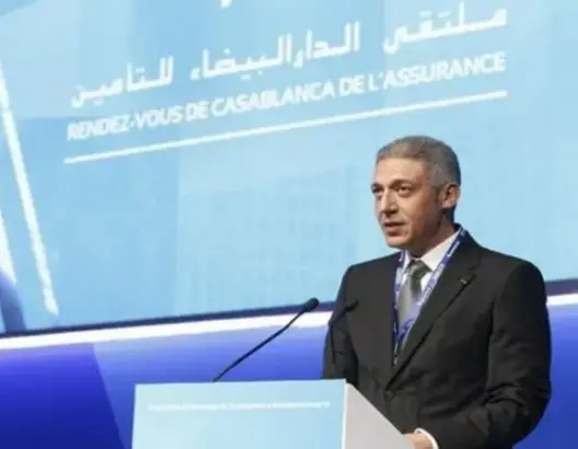 تقرير رسمي يوصي بالسماح للأبناك بدخول سوق التأمين وتحجيم صلاحيات المنظمات المهنية