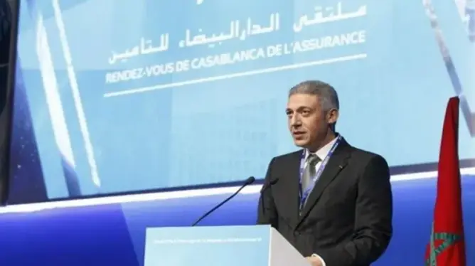 تقرير رسمي يوصي بالسماح للأبناك بدخول سوق التأمين وتحجيم صلاحيات المنظمات المهنية