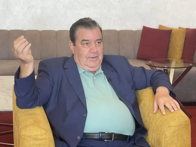 السنتيسي: لا نخاف من الحكومة والإثراء والمصالح لا وجود لهما بالبرلمان (فيديو)