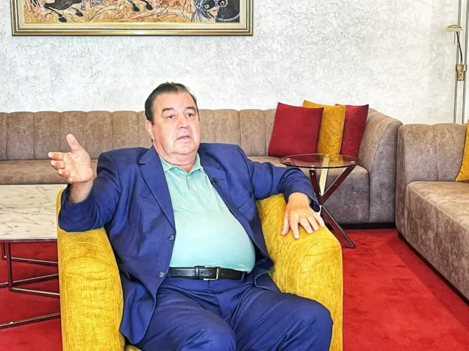 السنتيسي: المُعارضة غير ملزمة بالتنسيق ووصفنا بـ”الضعف” نعوت “خاوية” (فيديو)