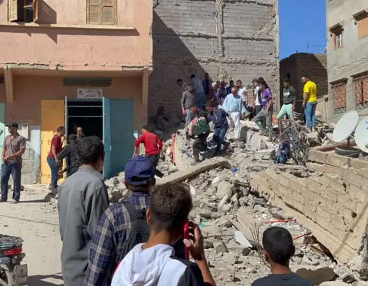 نشطاء: الناجون من زلزال الحوز يحتاجون لمساعدات غذائية