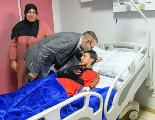 لوبينيون تروي تفاصيل تدخل الملك محمد السادس مباشرة بعد الزلزال