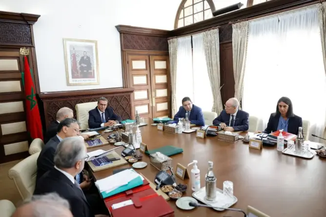 أعضاء الحكومة يساهمون بأجرة شهر لصندوق زلزال الحوز والموظفون بثلاثة أيام