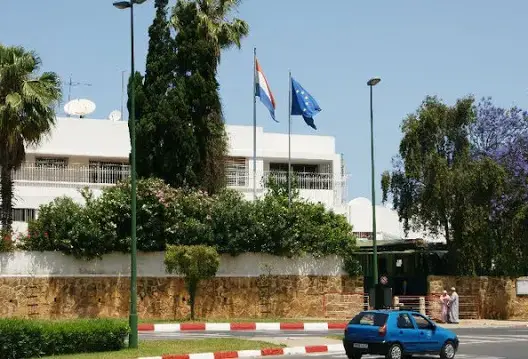 سفارة هولندا تحرم صحافيين مغاربة من التأشيرة وتعتبر الصحافة “قطاعا هشا”