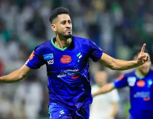 الركراكي يكافئ باتنا ويستدعيه للقائمة الموسعة لمباراتي ساحل العاج وليبيريا