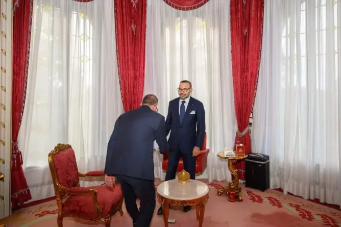 الملك يعين ولاة وعمالا جددا ومديري وكالتي “الكيف” و”بحيرة مارشيكا”