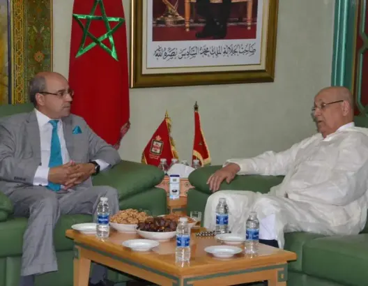 إعلامي جزائري ينبهر بحجم المشاريع التنموية المحققة بالصحراء المغربية