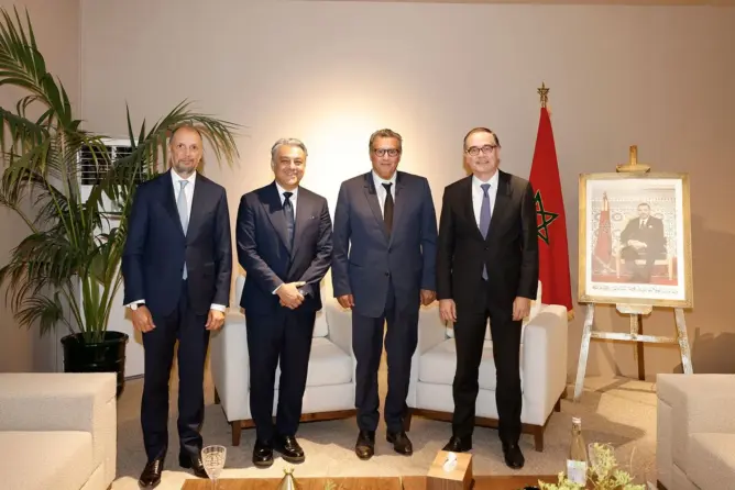 أخنوش يناقش مع المدير العام لمجموعة رونو سبل الرفع من إنتاج السيارات الكهربائية وآفاق القطاع بالمغرب