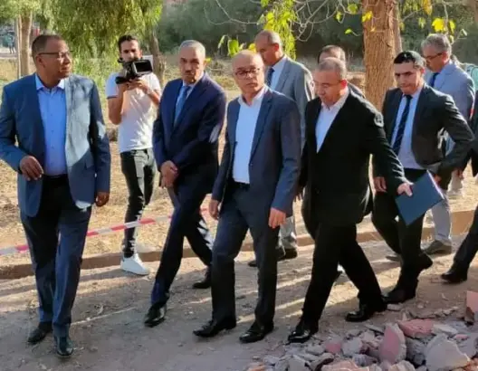 بنموسى يزور ثانوية دمنات.. ومتتبعون ينتقدون “تزوير الواقع”