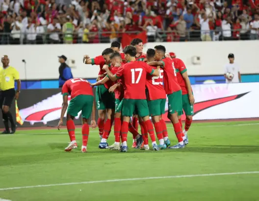 بعد الفوز على ليبريا.. لاعبو المنتخب يعلقون على المباراة والحضور الجماهيري بـ”أدرار”