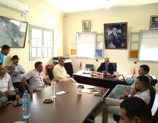 التصويت برفض ميزانية 2024 لجماعة الجرف واتهامات متبادلة بين الرئيس والمعارضة