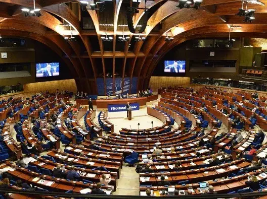 أي أثر لمصادقة المغرب على اتفاقيتي مجلس أوروبا بشأن محاربة الفساد؟