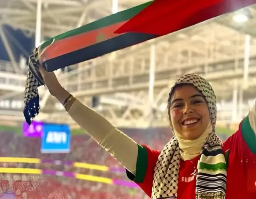 الأمن يقدم روايته لمنع سيدة من ولوج “دونور” بسبب الكوفية الفلسطينية