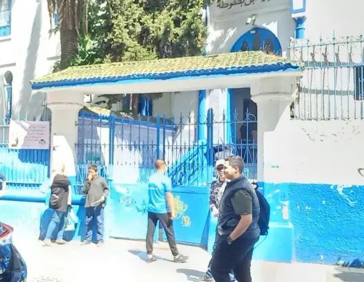 “أولياء تلاميذ” ثانوية ابن بطوطة بطنجة تدين استمرار الإضرابات وتطالب بالحوار