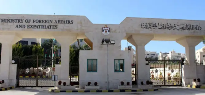 الأردن تستدعي سفيرها بإسرائيل وتربط عودته بتوقف العدوان على غزة