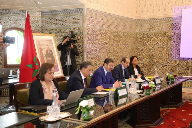 هيئة مراجعة مدونة الأسرة تقرر الاستماع لآراء الأحزاب والنقابات