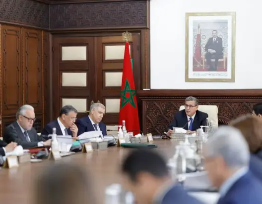 المصادقة على إحداث وكالة وطنية لتدبير الدعم الاجتماعي للأسر الفقيرة