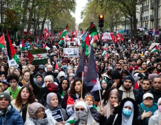 مظاهرات حاشدة بألمانيا وفرنسا دعما للفلسطينيين بغزة