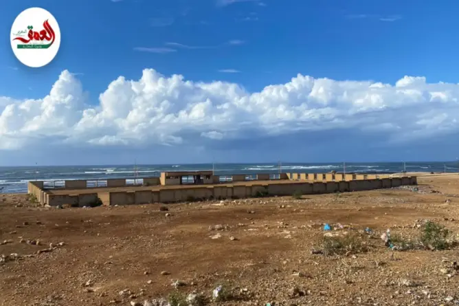 كلف 230 مليون سنتيم .. ملعب بمولاي عبدالله يفاقم معاناة فرق الجماعة