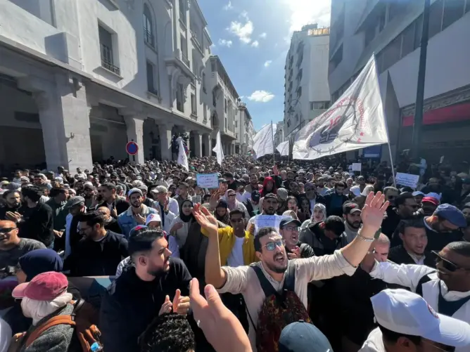 رابطة حقوقية تجر بنموسى إلى القضاء بسبب احتجاجات الأساتذة